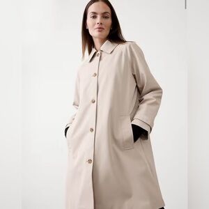 NEW WITH TAGS Banana Republic Beige Trench Coat Size Small